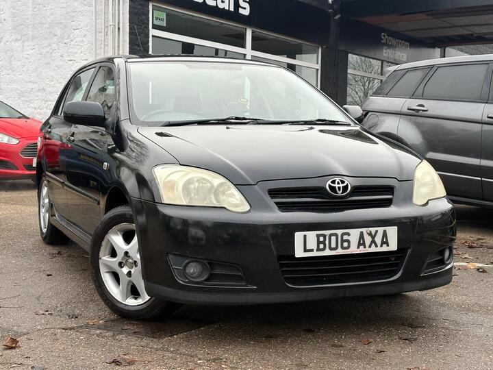 Toyota Corolla 1.6 VVT-i Colour Collection 5dr Toyota Corolla 1.6 VVT-i Colour Collection 5dr