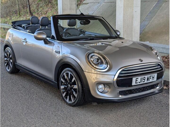 MINI CONVERTIBLE 1.5 Cooper Exclusive Steptronic Euro 6 (s/s) 2dr