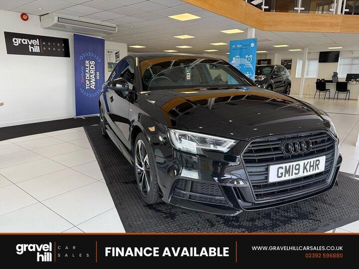 Audi A3 1.5 TFSI CoD 35 Black Edition S Tronic Euro 6 (s/s) 4dr