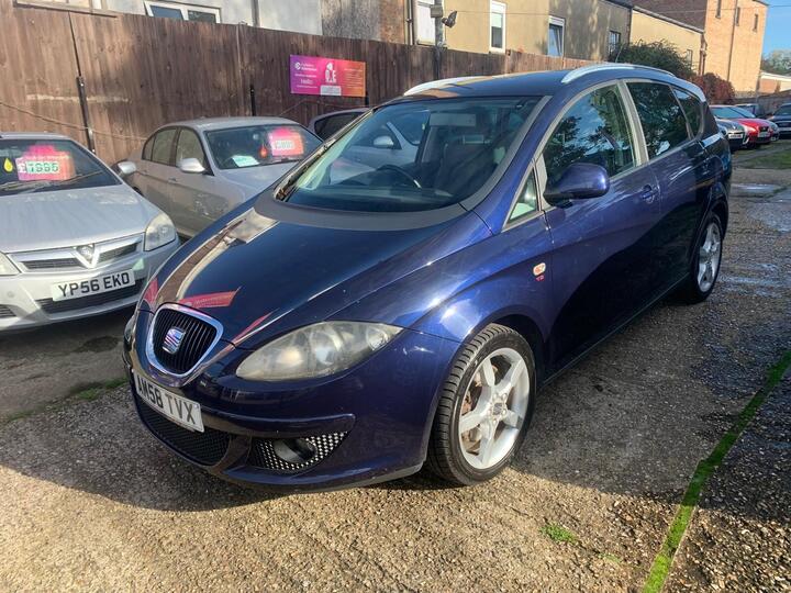 SEAT Altea XL 2.0 TDI Stylance Euro 4 5dr SEAT Altea XL 2.0 TDI Stylance Euro 4 5dr