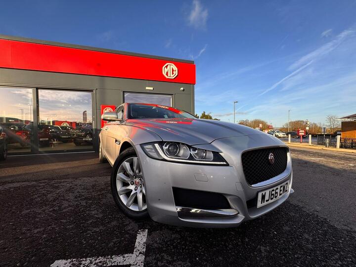 Jaguar XF 2.0d Prestige Auto Euro 6 (s/s) 4dr
