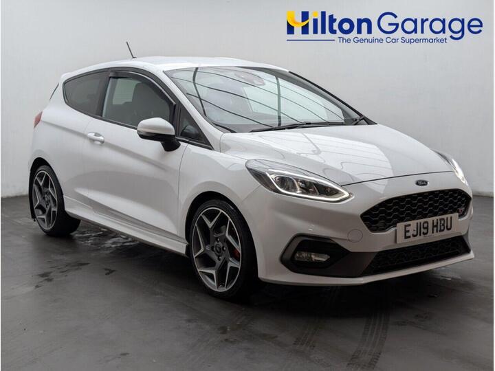 Ford FIESTA 1.5T EcoBoost ST-3 Euro 6 (s/s) 3dr Ford FIESTA 1.5T EcoBoost ST-3 Euro 6 (s/s) 3dr