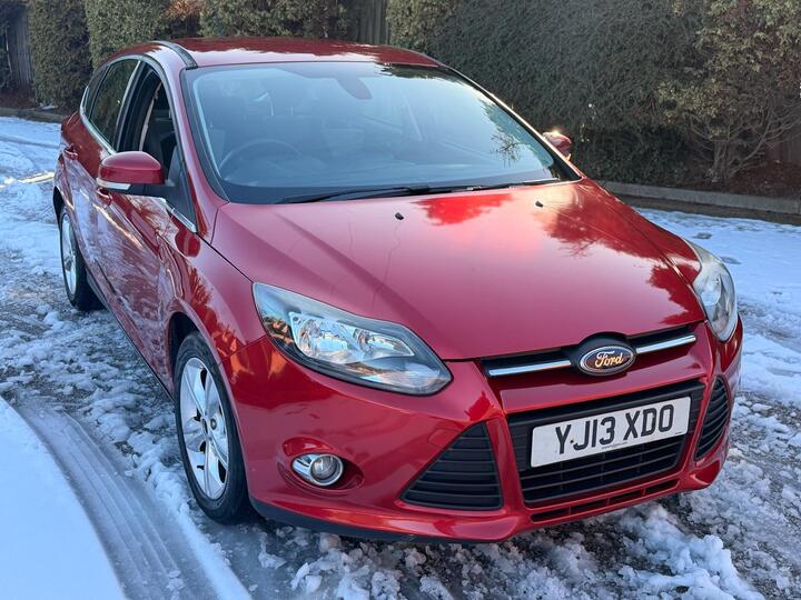Ford Focus 1.6 TDCi ECOnetic Zetec Euro 5 (s/s) 5dr