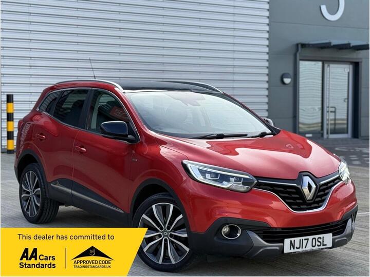 Renault Kadjar 1.6 DCi Signature S Nav 4WD Euro 6 (s/s) 5dr Renault Kadjar 1.6 DCi Signature S Nav 4WD Euro 6 (s/s) 5dr