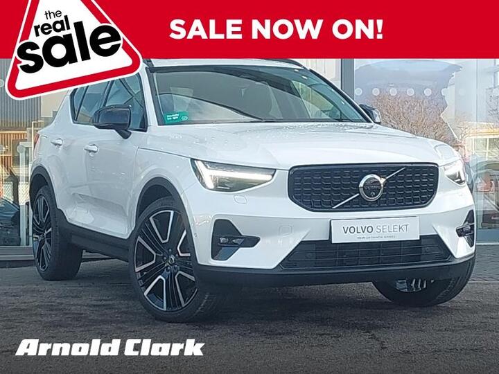 Volvo XC40 2.0 B3 MHEV Ultra Dark DCT Auto Euro 6 (s/s) 5dr