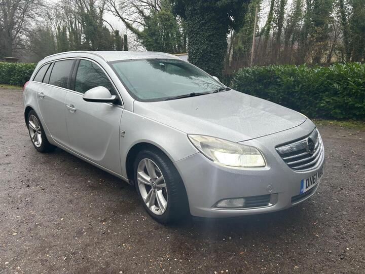Vauxhall Insignia 2.0 CDTi SRi Nav Sports Tourer Auto Euro 5 5dr