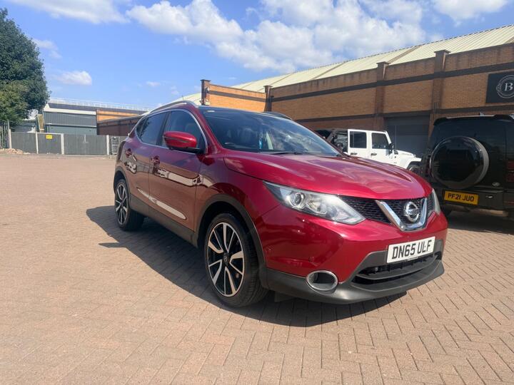 Nissan Qashqai 1.2 DIG-T Tekna XTRON 2WD Euro 6 (s/s) 5dr