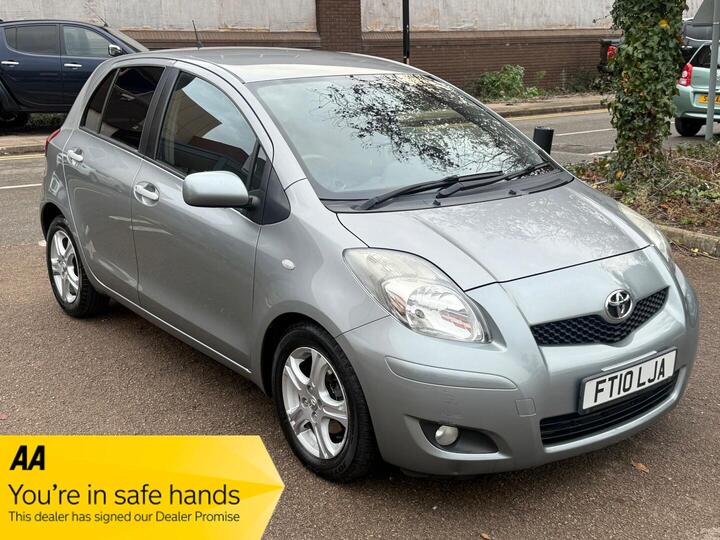 Toyota Yaris 1.4 D-4D TR Euro 4 5dr Toyota Yaris 1.4 D-4D TR Euro 4 5dr