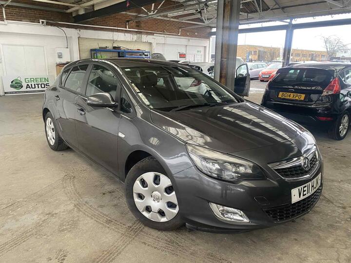 Vauxhall Astra 1.6 16v Exclusiv Auto Euro 5 5dr