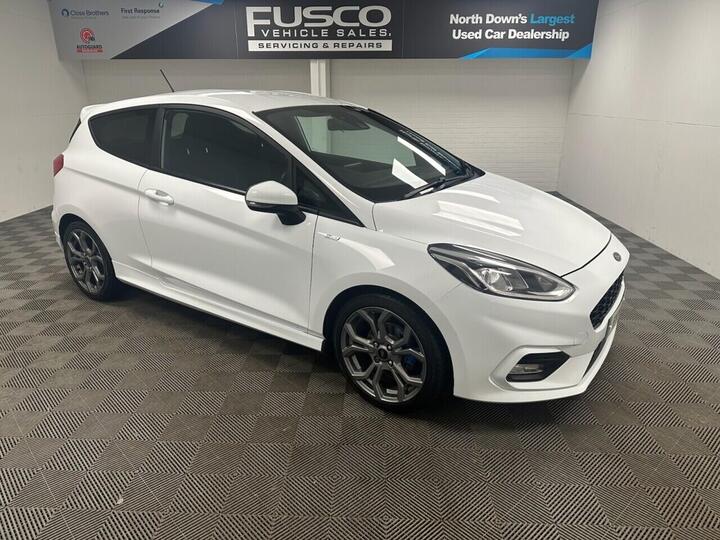 Ford FIESTA 1.0T EcoBoost ST-Line Euro 6 (s/s) 3dr Ford FIESTA 1.0T EcoBoost ST-Line Euro 6 (s/s) 3dr