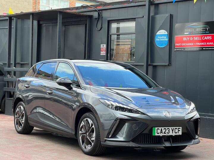 MG MG4 64kWh Trophy Long Range Auto 5dr