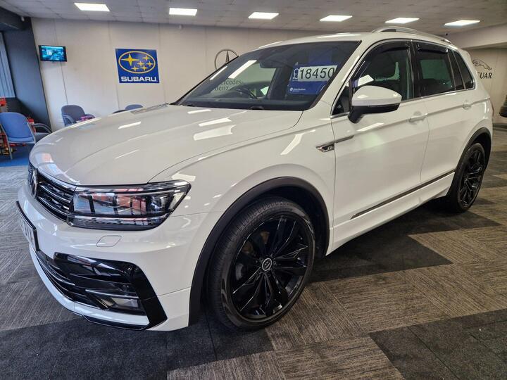 Volkswagen Tiguan 2.0 TDI R-Line Euro 6 (s/s) 5dr Volkswagen Tiguan 2.0 TDI R-Line Euro 6 (s/s) 5dr