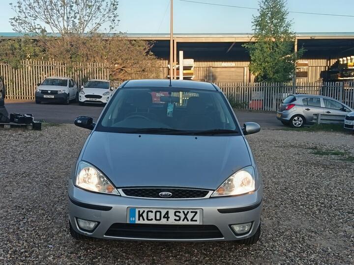 Ford Focus 1.6i 16v Ghia 5dr