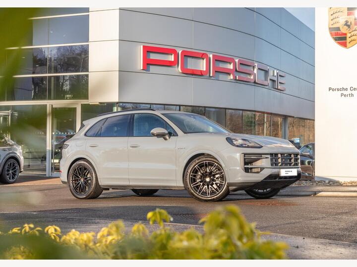 Porsche Cayenne 3.0 V6 E-Hybrid 25.9kWh TiptronicS 4WD Euro 6 (s/s) 5dr