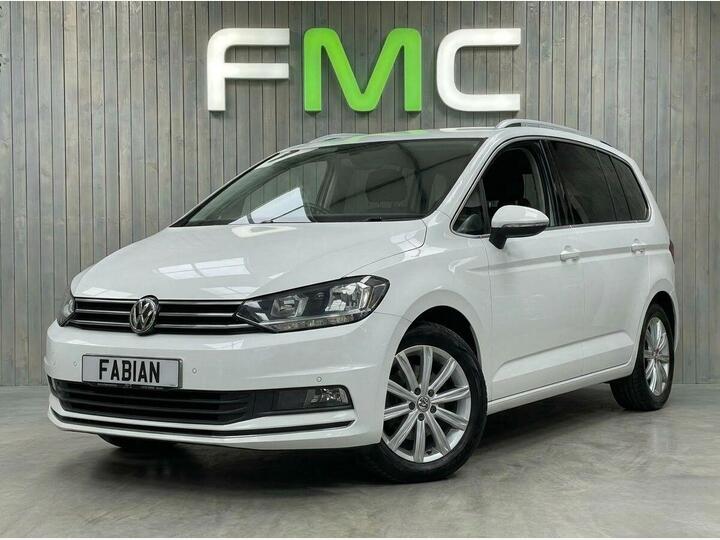 Volkswagen Touran 1.4 TSI SEL DSG Euro 6 (s/s) 5dr Volkswagen Touran 1.4 TSI SEL DSG Euro 6 (s/s) 5dr