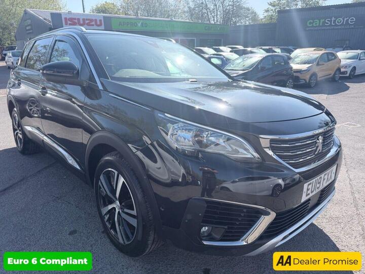 Peugeot 5008 1.2 PureTech Allure EAT Euro 6 (s/s) 5dr Peugeot 5008 1.2 PureTech Allure EAT Euro 6 (s/s) 5dr