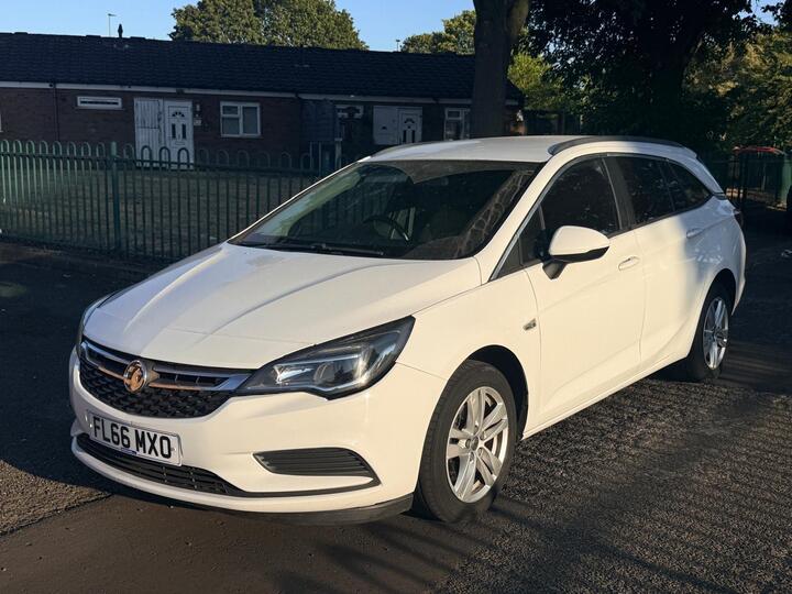 Vauxhall Astra 1.6 CDTi EcoFLEX Tech Line Sports Tourer Euro 6 (s/s) 5dr