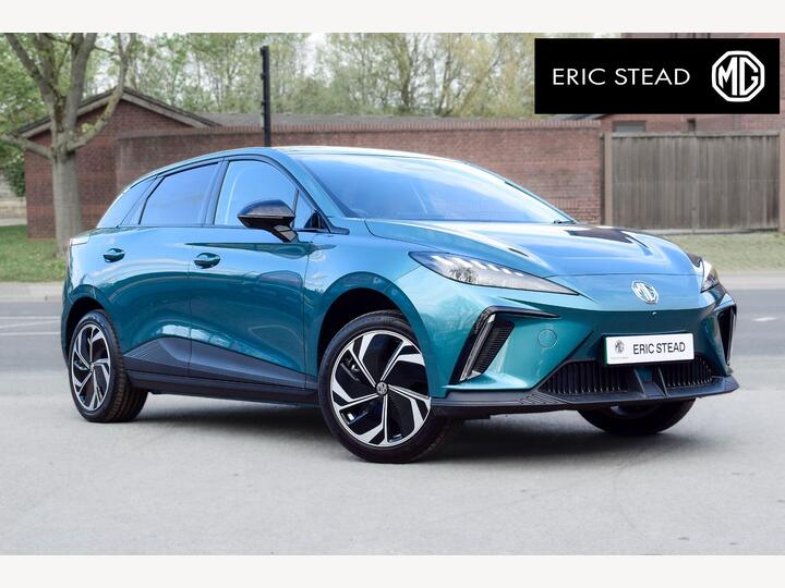 MG MG4 64kWh Premium Long Range Auto 5dr