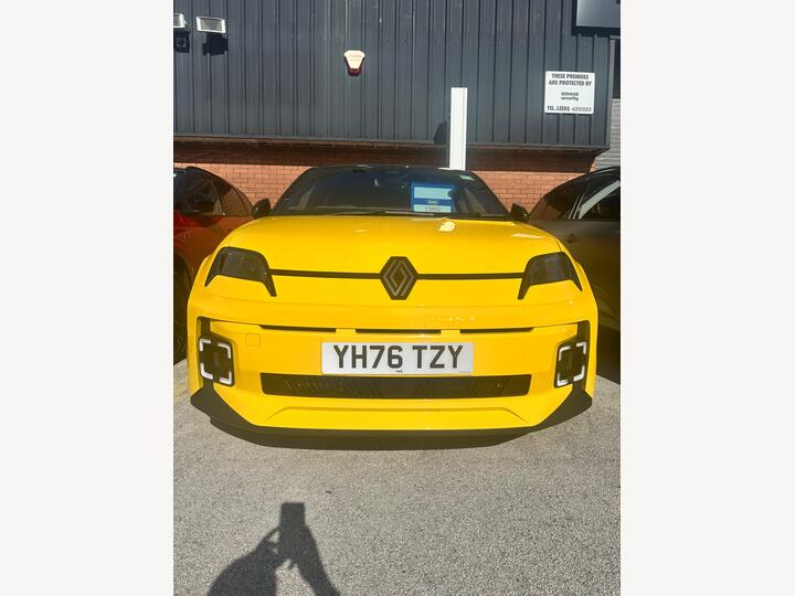 Renault 5 E-Tech Electric Comfort Range 52kWh Techno+ Auto 5dr