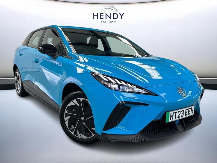 MG MG4 64kWh SE Long Range Auto 5dr