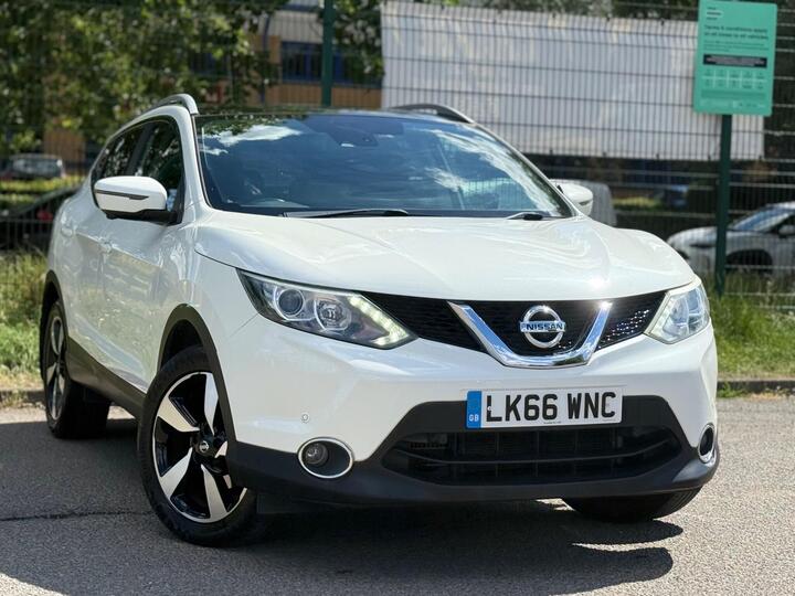 Nissan Qashqai 1.2 DIG-T N-Connecta 2WD Euro 6 (s/s) 5dr