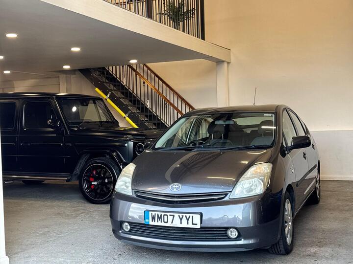 Toyota Prius 1.5 T Spirit CVT 5dr