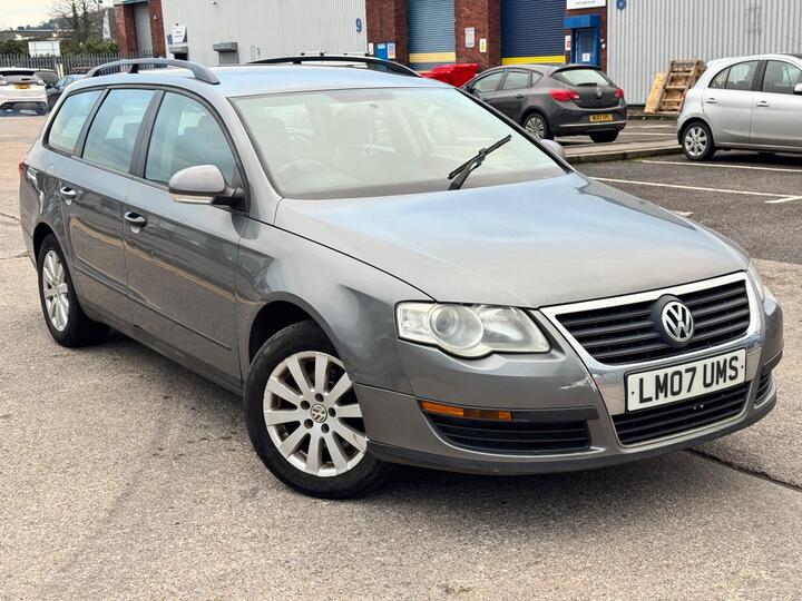 Volkswagen Passat 1.9 TDI S Euro 4 5dr Volkswagen Passat 1.9 TDI S Euro 4 5dr
