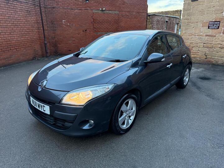 Renault Megane 1.6 16V Dynamique TomTom Euro 5 5dr