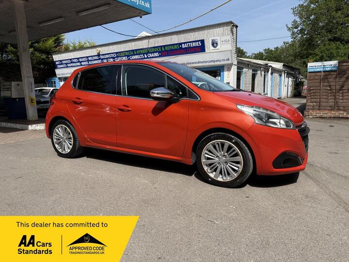 Peugeot 208 1.2 PureTech Allure Euro 6 5dr