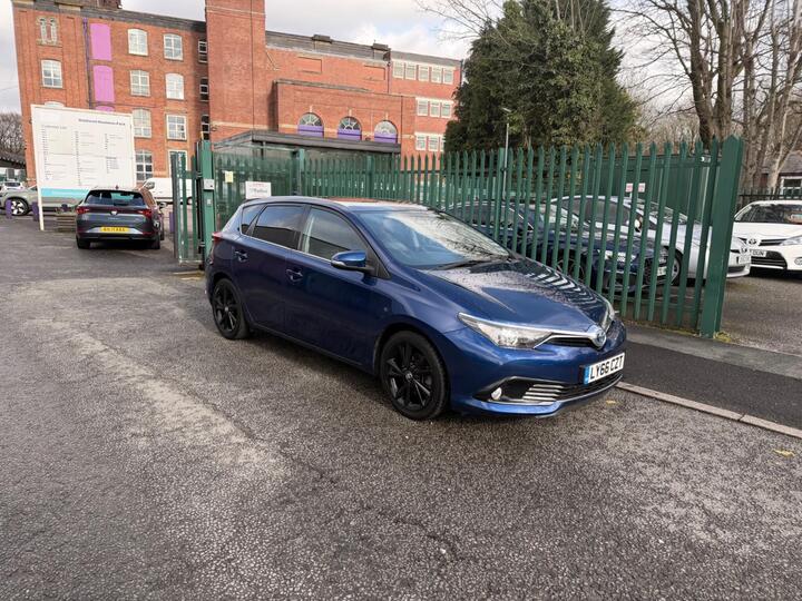 Toyota Auris 1.8 VVT-h Design CVT Euro 6 (s/s) 5dr (Safety Sense)