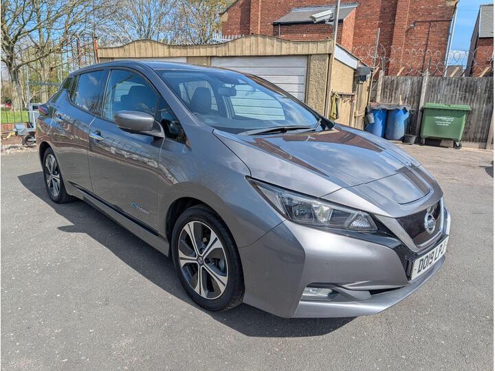 Nissan Leaf 40kWh N-Connecta Auto 5dr