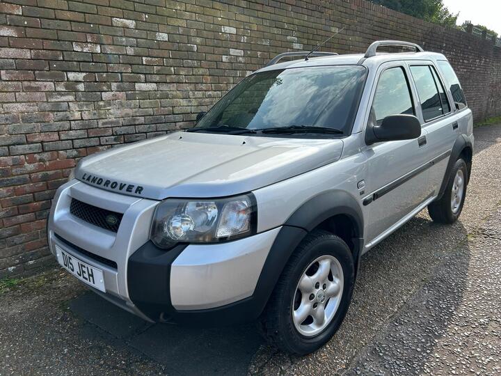 Land Rover Freelander 2.0 TD4 SE Station Wagon 5dr Land Rover Freelander 2.0 TD4 SE Station Wagon 5dr