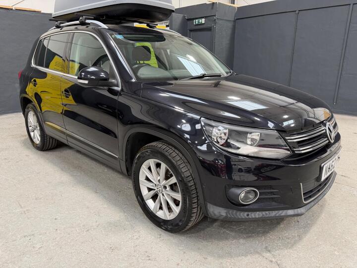 Volkswagen Tiguan 2.0 TDI BlueMotion Tech SE DSG 4WD Euro 5 (s/s) 5dr