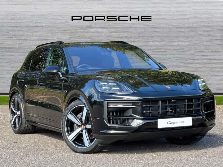 Porsche Cayenne 3.0 V6 E-Hybrid 25.9kWh Black Edition TiptronicS 4WD Euro 6 (s/s) 5dr