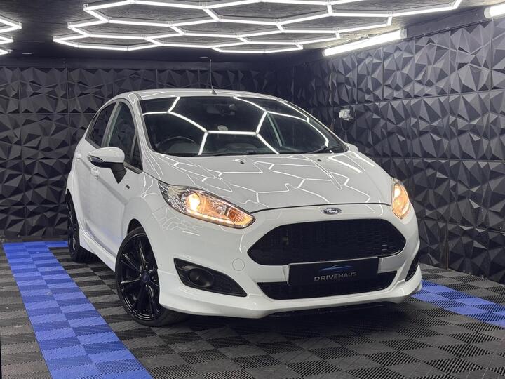 Ford Fiesta 1.0T EcoBoost ST-Line Euro 6 (s/s) 5dr