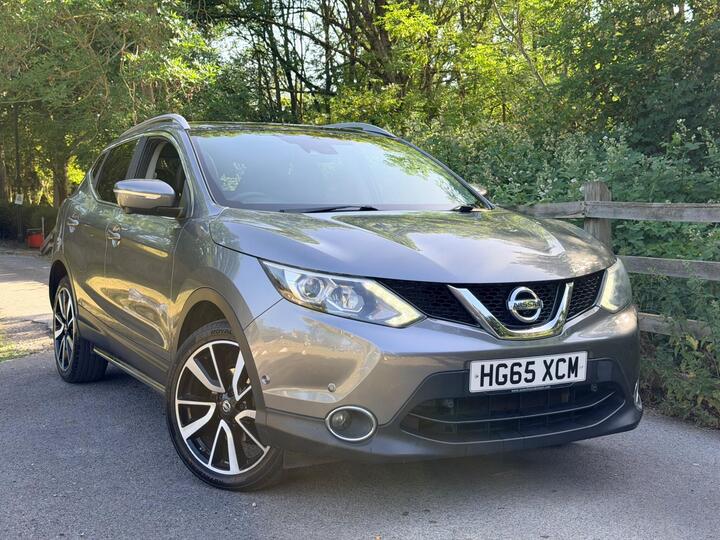 Nissan Qashqai 1.2 DIG-T Tekna 2WD Euro 6 (s/s) 5dr