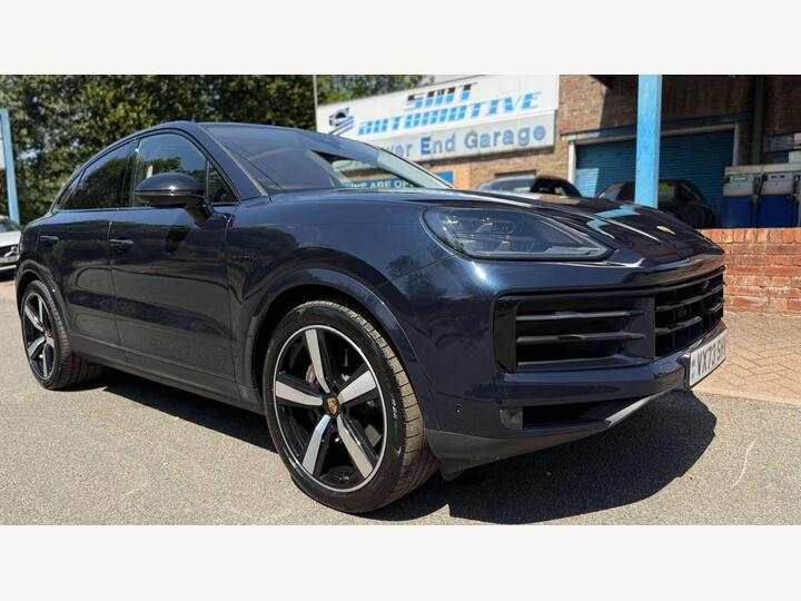 Porsche CAYENNE 3.0 V6 E-Hybrid 25.9kWh TiptronicS 4WD Euro 6 (s/s) 5dr