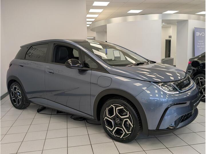 BYD Dolphin 60.48kWh Design Auto 5dr