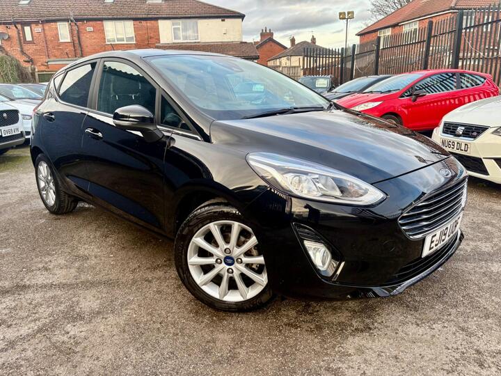 Ford Fiesta 1.0T EcoBoost Titanium Euro 6 (s/s) 5dr
