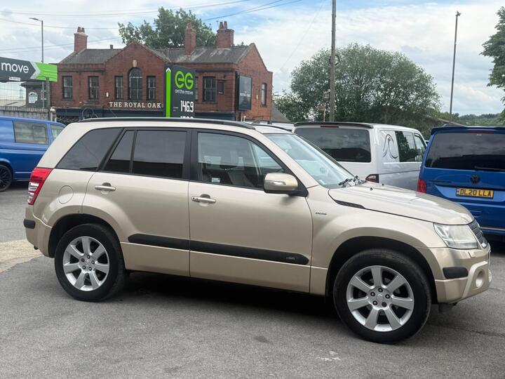 Suzuki Grand Vitara 1.9 DDiS SZ5 4WD Euro 5 5dr