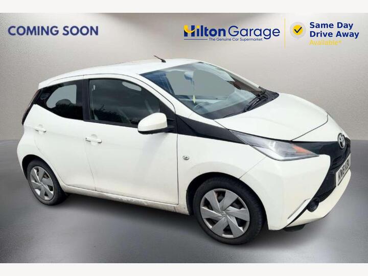 Toyota AYGO 1.0 VVT-i X-play X-shift Euro 6 5dr
