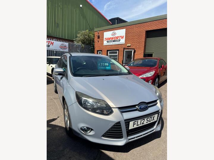 Ford Focus 1.6 TDCi Zetec Euro 5 (s/s) 5dr