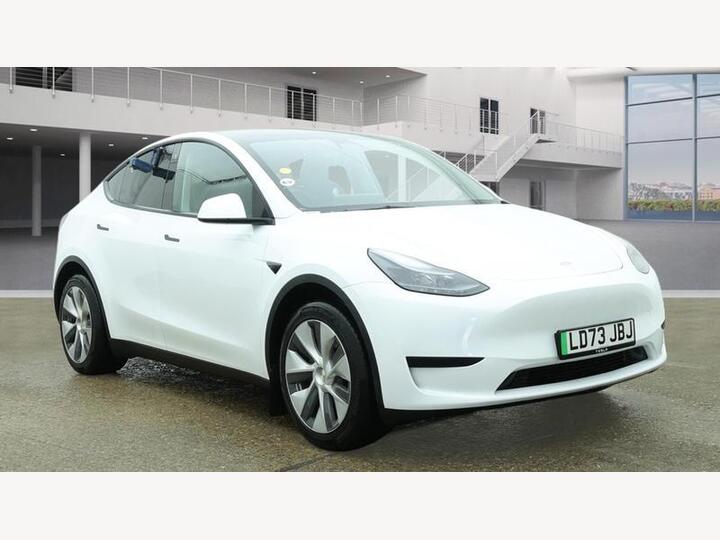 Tesla MODEL Y Auto RWD 5dr