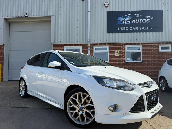 Ford Focus 1.6T EcoBoost Zetec S Euro 5 (s/s) 5dr