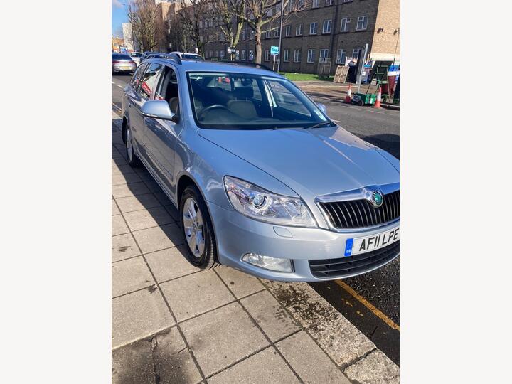 Skoda Octavia 1.6 MPI Elegance Euro 5 5dr