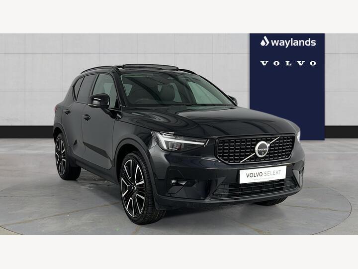 Volvo XC40 2.0 B4 MHEV Ultra Dark DCT Auto Euro 6 (s/s) 5dr