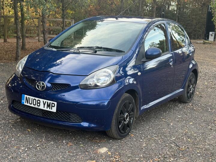 Toyota AYGO 1.0 VVT-i Blue Euro 4 5dr