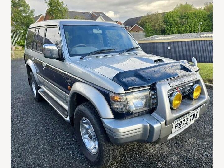 Mitsubishi Pajero 2.8 DIESEL  FIELD MASTER