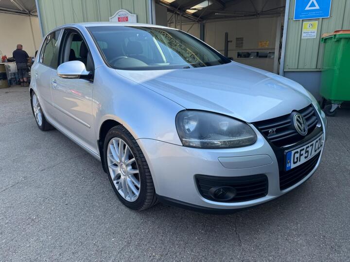 Volkswagen Golf 2.0 TDI GT 5dr