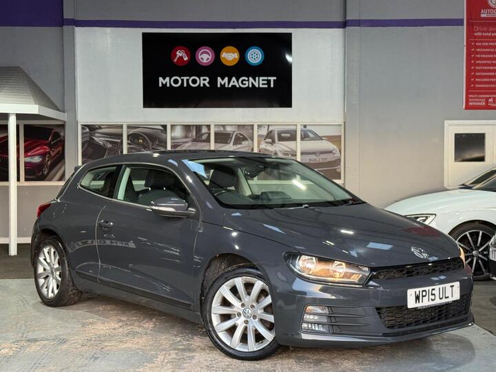 Volkswagen Scirocco 2.0 TDI BlueMotion Tech Euro 6 (s/s) 3dr Volkswagen Scirocco 2.0 TDI BlueMotion Tech Euro 6 (s/s) 3dr